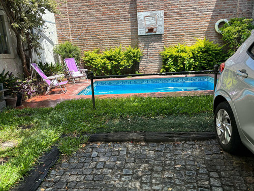 Casa Siete Ambientes Con Local Comercial Independiente