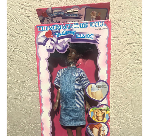 Muñeca Judith Afro Embarazada, Sellada Cajita Maltratada