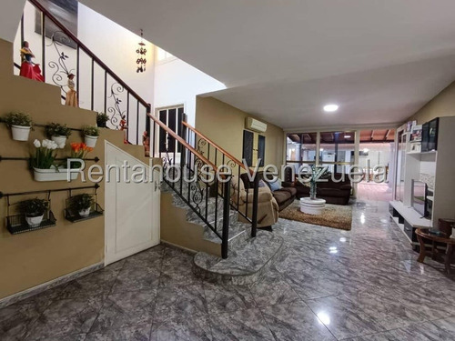 25-13114 Casa En Venta, Urb. Lourdes, Maracay Mord