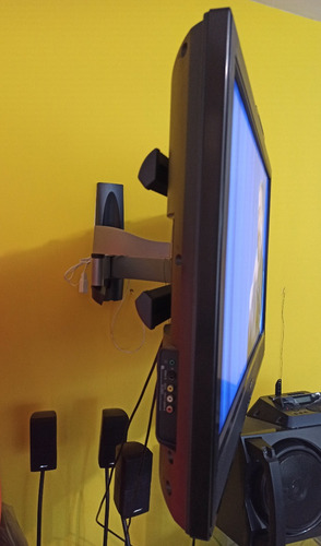 Imagen 2 de 6 de Televisor Sony Bravia Lcd 40 Modelo Kdl-40s3000 Tv Impecable
