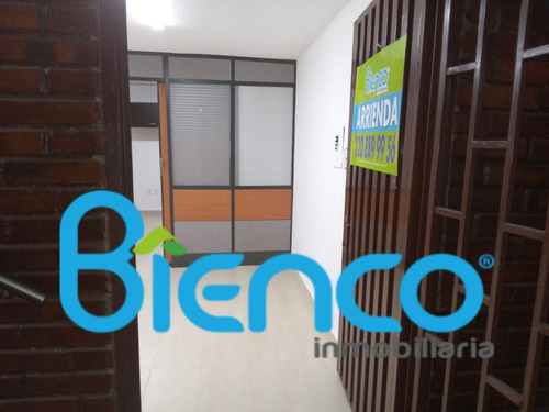 Oficinas En Arriendo Centro 303-106711