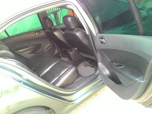 Peugeot 408 Allure Automático 2012