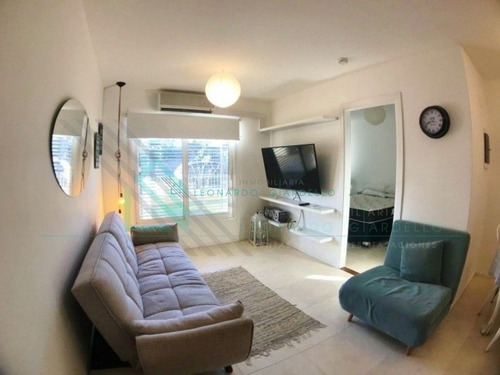Imagen 2 de 12 de Colonia Del Sacramento- Moderno Apartamento Amueblado