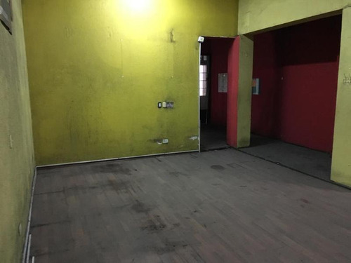 Imagen 17 de 25 de Con Renta $1.200.000 Av. Entre Rios 188 Y Alsina 10 X 17 800 M2