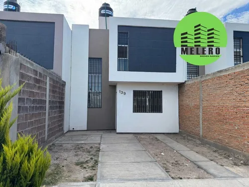 Casa En Venta En Fracc. Hacienda De Tapias 3