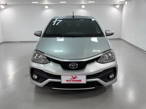 Toyota Etios 1.5 PLATINUM SEDAN 16V FLEX 4P AUTOMÁTICO