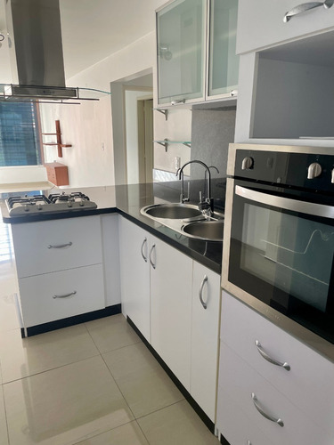 Imagen 5 de 7 de Se Vende Apto Colinas De La Tahona 2h, 2b, 2 Ptos