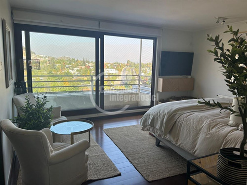 Casa En Venta De 4 Dorm. En Lo Barnechea Los Litres