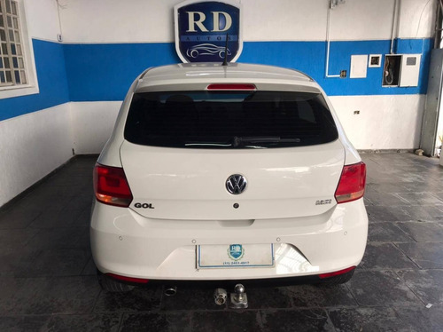 Imagem 8 de 13 de Volkswagen Gol 1.6 Mi Highline 8v Flex 4p Manual 2015 Branco