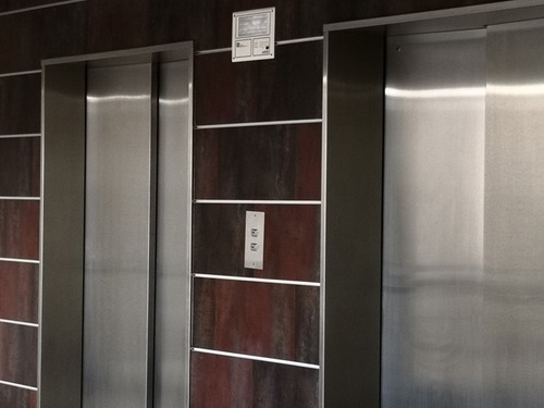 Imagen 4 de 14 de Si Has Soñado Con Mudarte A Vivir O Invertir En Uno De Los Edificios Mas Exclusivos De Puerto Ordaz, Esta Es Tu Oportunidad. Venta De Apartamento En Resd. Braga Park