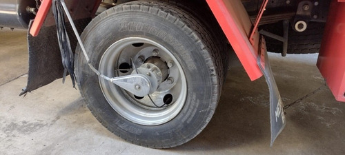 Imagen 9 de 15 de Mercedes Benz 710 Plus