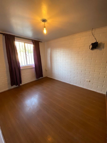 Arriendo Casa De 1 Piso 2d 1b Y Amplia Cocina En C. Satelite