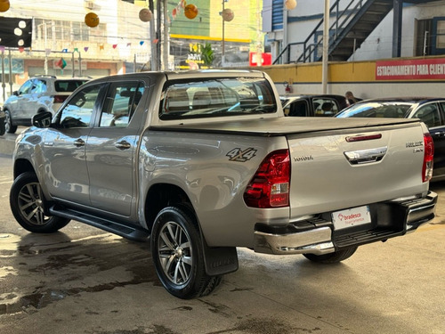 Toyota Picape Cabine Dupla Hilux 2.8 TDI SRX CD 4x4 (Aut)