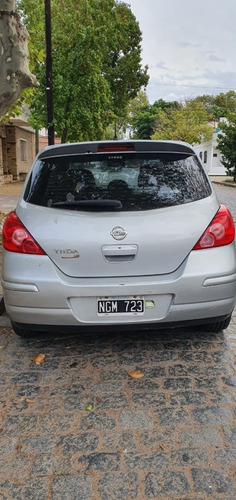 Nissan Tiida Tekna 2013