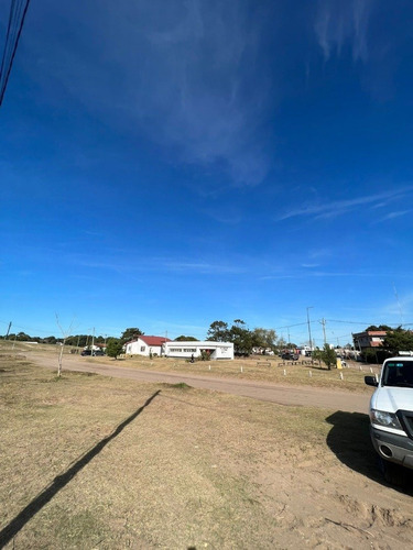 Imagen 22 de 22 de Complejo De 6 Departamentos