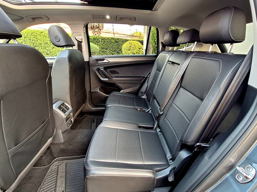 Volkswagen Tiguan 5p Comfortline L4/1.4/T Aut