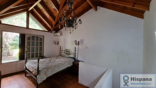 Líndísima Casa En Venta En Del Viso, Barrio Los Jazmines, Sobre Calle Arata