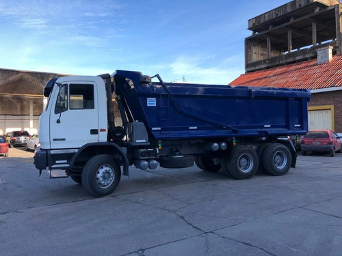 Imagen 2 de 12 de Iveco Astra 380 Hp 6x4 Volcadora Roquera Listo Para Trabajar