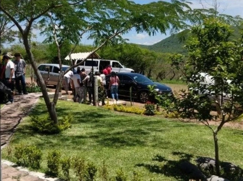 Imagen 2 de 9 de A 15 Minutos De Las Estacas. Terrenos Campestres.