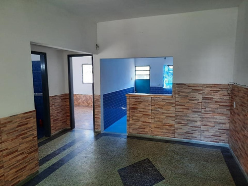 Venta - Casa De 2 Dormitorios Con Apartamento Al Fondo No Banco- #708