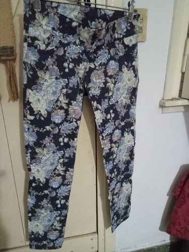Pantalon Con Flores Elastizado Usado Excelente Estado T/40.