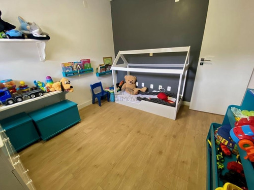 Imagem 25 de 27 de Casa No Glória Com 4 Quartos Para Venda, 325 M² - Lg3883