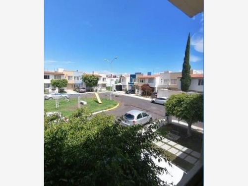 Imagen 1 de 14 de Casa En Santuarios Del Cerrito, Querétaro