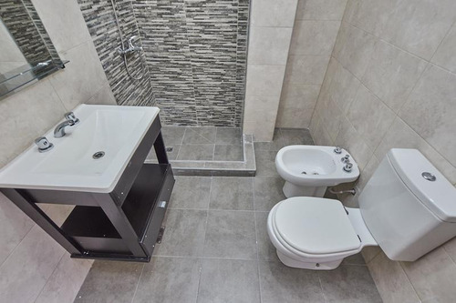 Venta Departamento 3 Amb 80 M2 Valentin Alsina Lanus