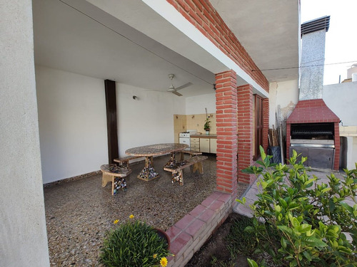 Venta Casa 3 Ambientes Ad. Sourdeaux Apto Credito