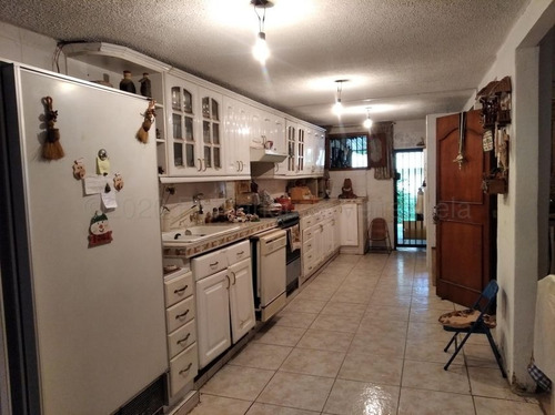 Imagen 5 de 18 de Casa En Venta Prados Del Este Mls #21-5911