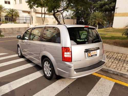 Imagem 6 de 14 de Chrysler Town & Country 2008 3.8 Limited 5p