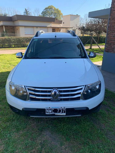Imagen 4 de 8 de Renault Duster 2.0 4x4 Luxe Nav 138cv 2014