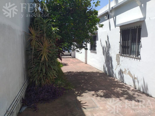 Imagen 9 de 11 de Venta De Departamento Tipo Casa 2 Ambientes En Bernal (11592)
