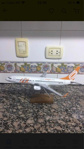 Maqueta Avión Gol Boeing 737 40cm Con Base Madera