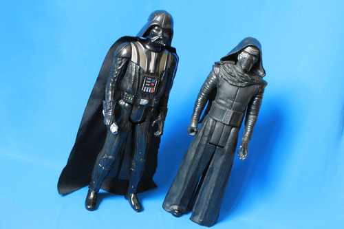 Kylo Ren & Darth Vader 12 Pulgadas Hasbro (Usado)