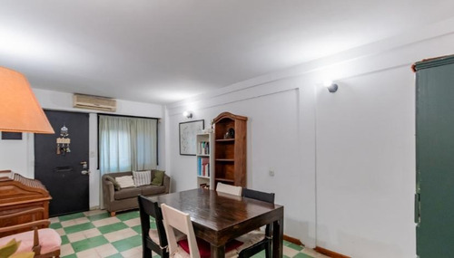 Duplex En Florida A Dos Cuadras De Av. Maipú Y 5 De Caba.