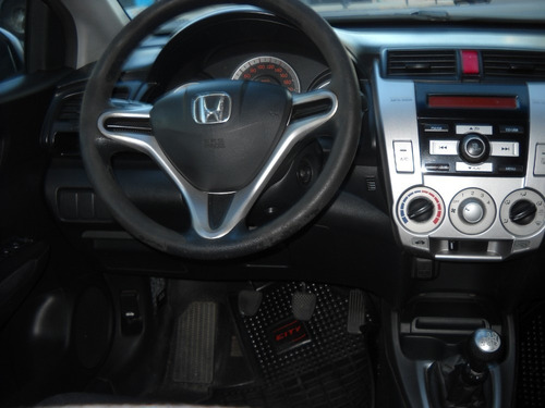 Imagen 7 de 18 de Honda City Lx Mt 120 Cv Gris
