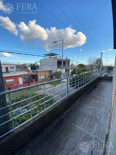 Imagen 5 de 15 de Venta De Ph De 3 Ambientes Con Balcón, Patio Y Terraza En Wilde (28497)