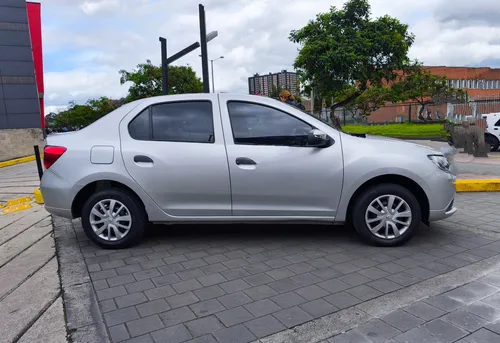 Renault Logan 1.6 Authentique / Life