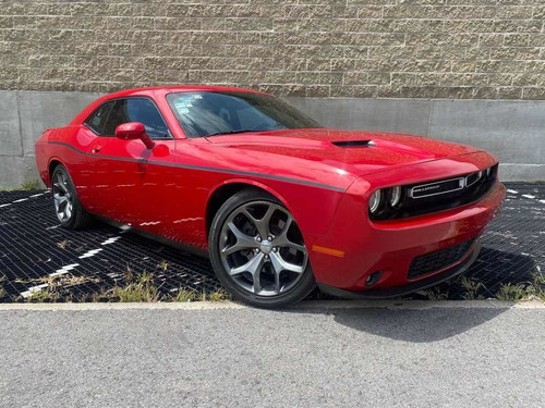 Imagen 3 de 11 de Dodge Challenger 3.6 Black Line X At 2016