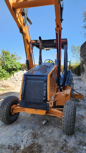 Retroexcavadora Case 580 M 2007 4x2