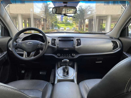 Imagem 11 de 15 de Kia Sportage 4x2-at Lx 2.0 16v 4p 2014