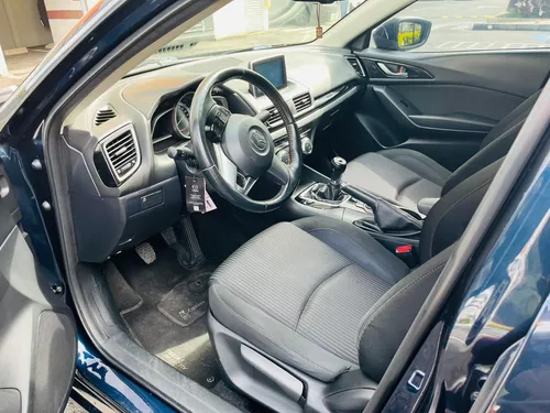 Mazda 3 2.0 Touring