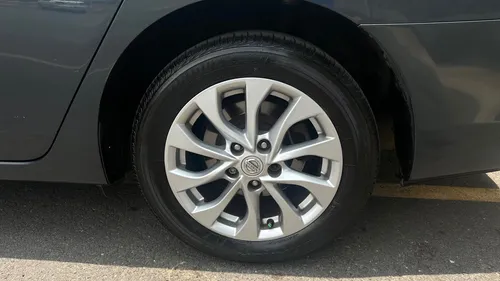 Nissan Sentra 1.8 Advance Mt