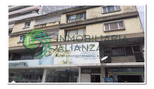 Oficina En Arriendo En Centro. Cod A11870