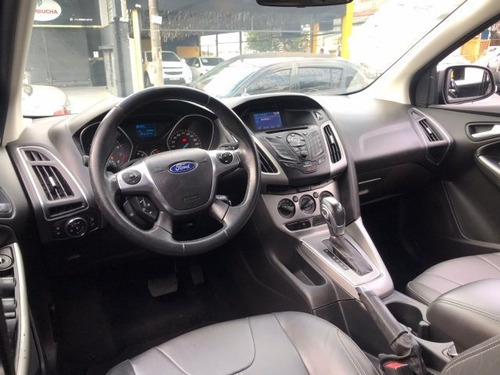 Imagem 2 de 10 de Focus 1.6 Se 16v Flex 4p Powershift
