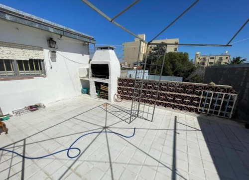 Casa En Venta - 3 Dormitorios 3 Baños - 70mts2 - San Luis