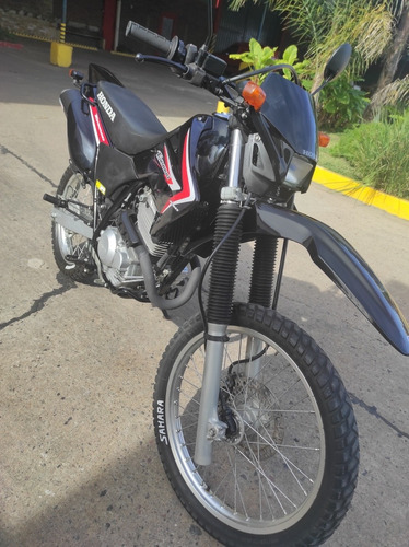 Imagen 2 de 8 de Honda Tornado 250