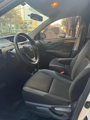Toyota Etios 1.5 Xls At