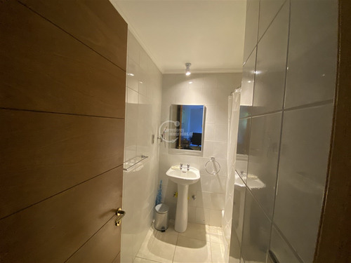 Departamento En Venta De 4 Dorm. En Lo Barnechea